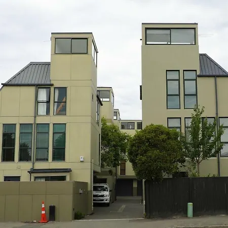 Comfortable Inner City Living